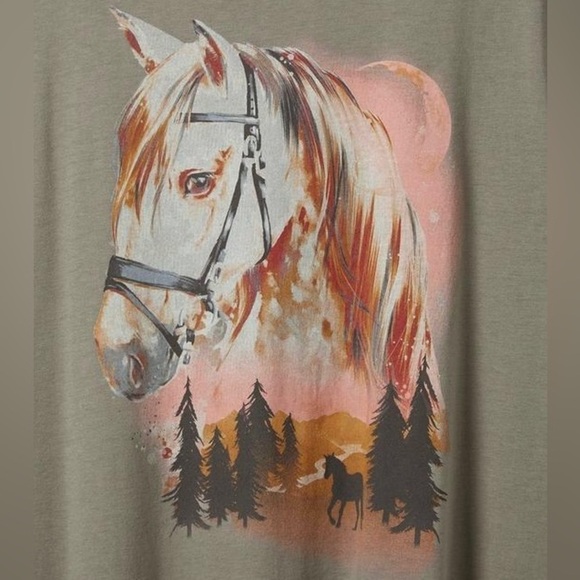 Torrid Classic Fit‎ Crew Neck Tee Horse Graphic Dusty Olive Green NWT - Picture 10 of 10